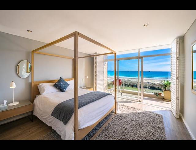 3 BEDROOM APARTMENT FOR SALE IN DOLPHIN BEACH